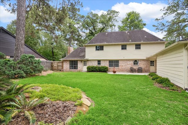 3319 Redwood Lodge Drive, Kingwood, TX 77339