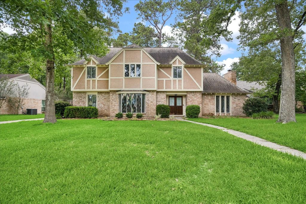 3319 Redwood Lodge Drive, Kingwood, TX 77339