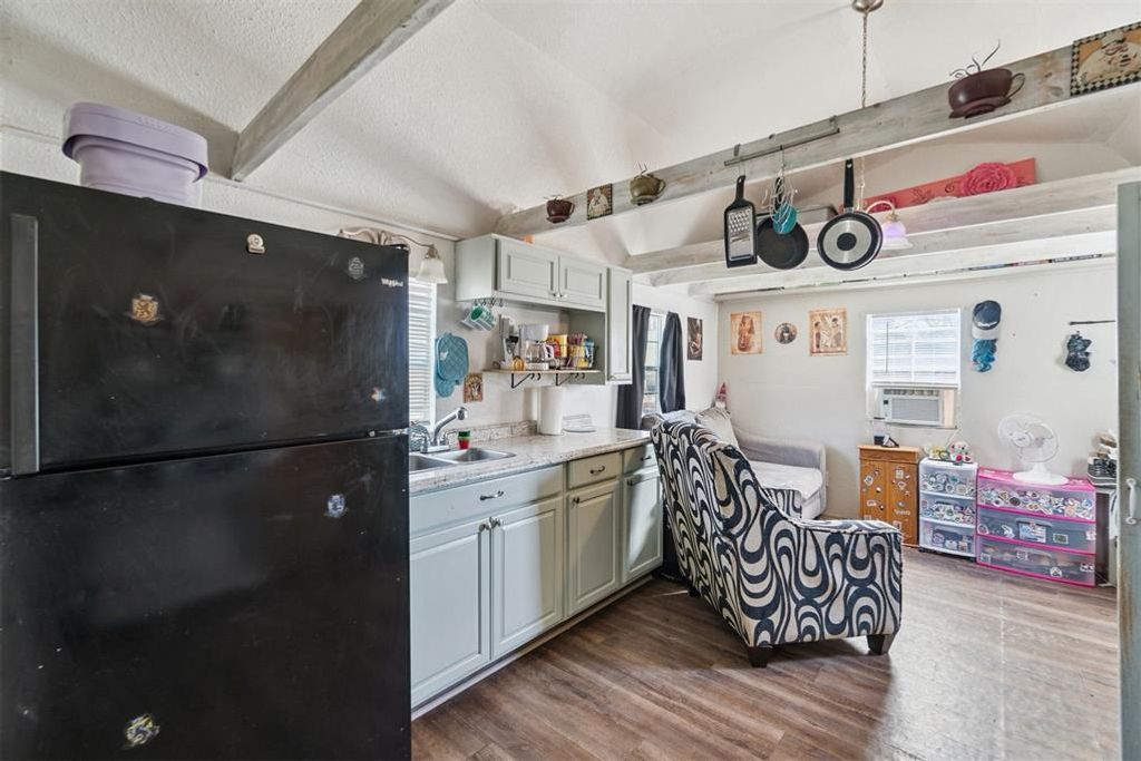Image 17 of property listing at 48316 Summer Trail Road, Prague, OK 74864