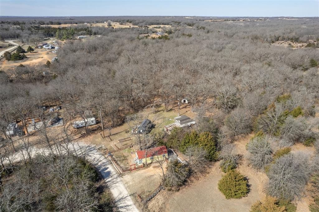 Image 35 of property listing at 48316 Summer Trail Road, Prague, OK 74864