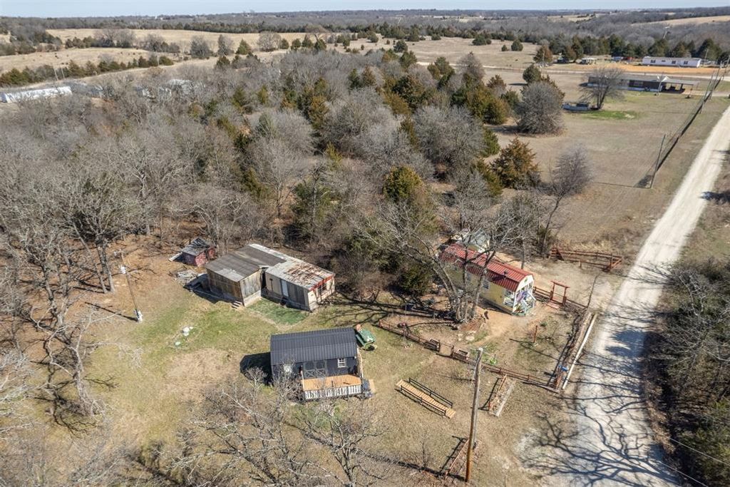 Image 44 of property listing at 48316 Summer Trail Road, Prague, OK 74864