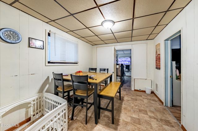 70 6th Avenue, Troy, NY 12180