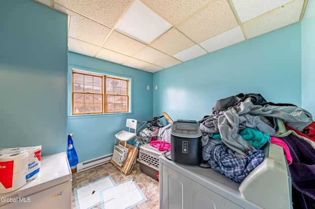 70 6th Avenue, Troy, NY 12180