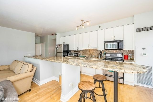 330 N Jefferson Street 1405, Chicago, IL 60661