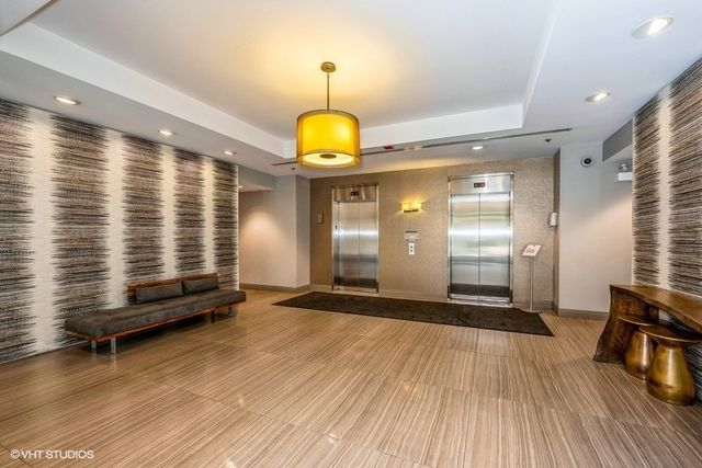 330 N Jefferson Street 1405, Chicago, IL 60661