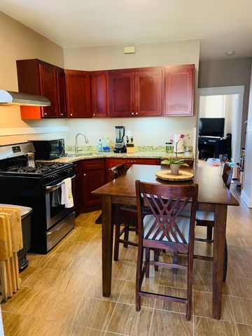 3837 N Kedzie Avenue, Chicago, IL 60618