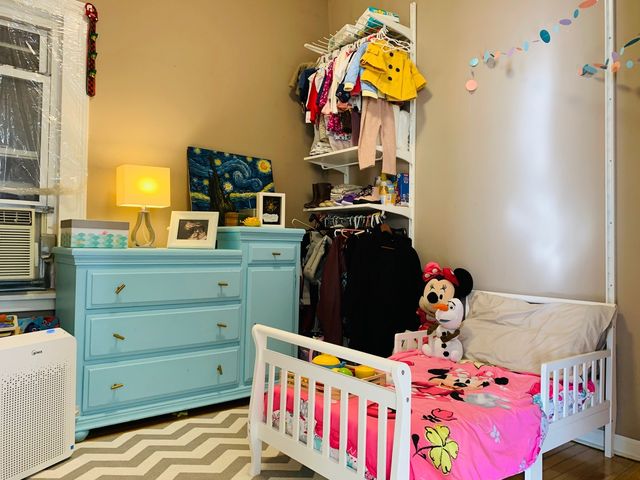 3837 N Kedzie Avenue, Chicago, IL 60618