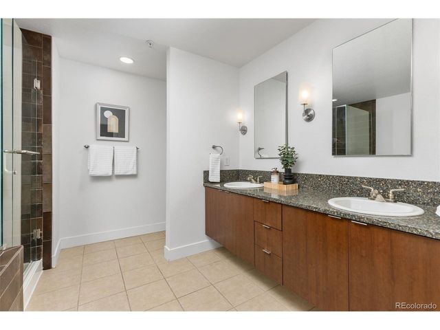 2240 N Clay St 301, Denver, CO 80211