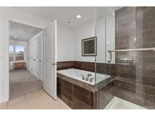2240 N Clay St 301, Denver, CO 80211
