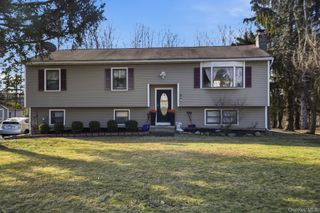 7 Magnolia Drive, Wappingers Falls, NY 12590