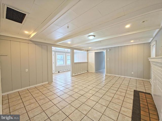 5110 S BARNABY RD, Temple Hills, MD 20748