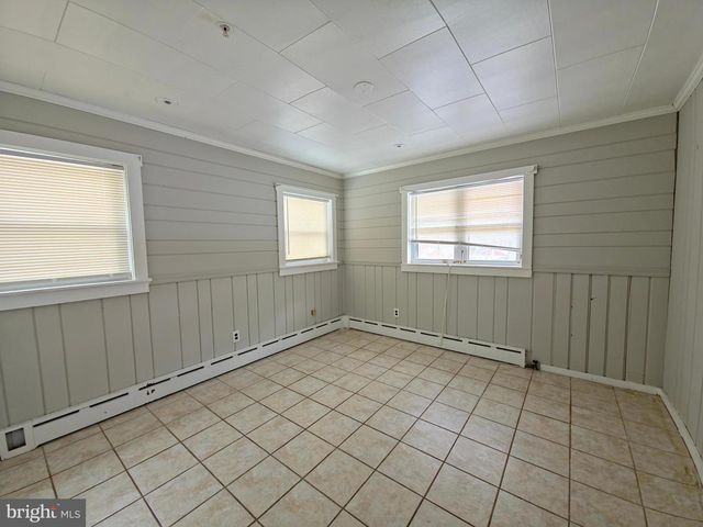 5110 S BARNABY RD, Temple Hills, MD 20748