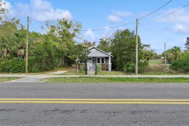 547 E VOORHIS AVENUE, Deland, FL 32724