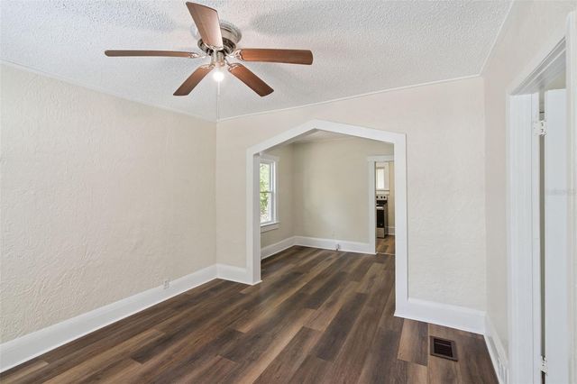 547 E VOORHIS AVENUE, Deland, FL 32724