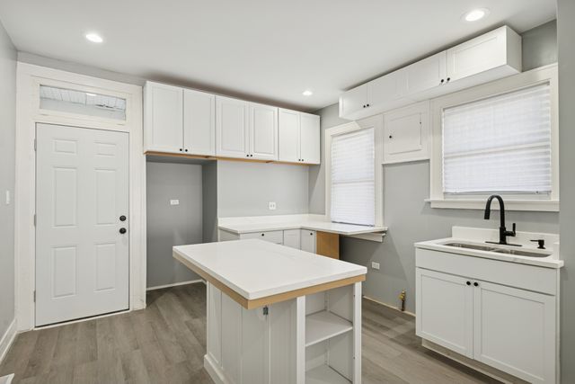 76 E 100th Place, Chicago, IL 60628