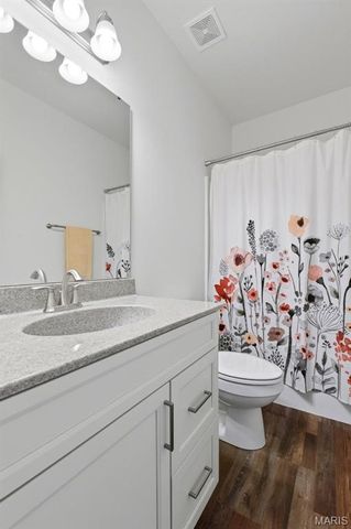 425 Cedar Breaks Court, Foristell, MO 63385