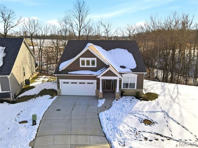 425 Cedar Breaks Court, Foristell, MO 63385