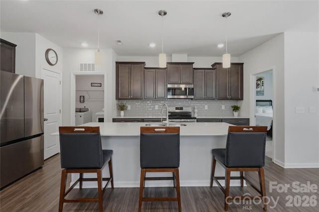 220 Eden Avenue, Mooresville, NC 28115