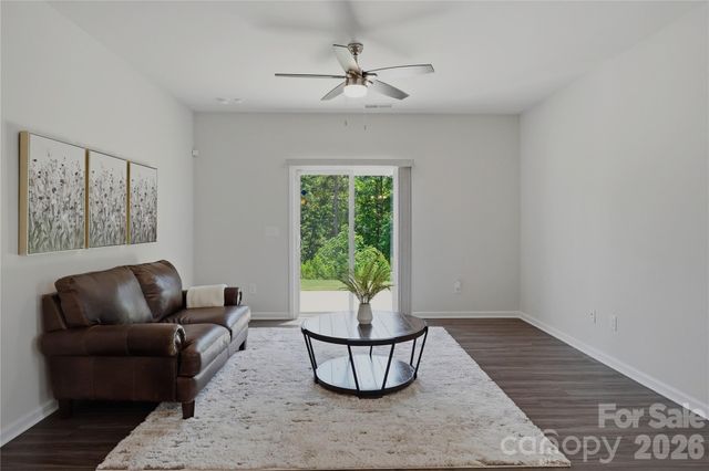 220 Eden Avenue, Mooresville, NC 28115