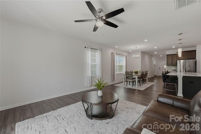 220 Eden Avenue, Mooresville, NC 28115