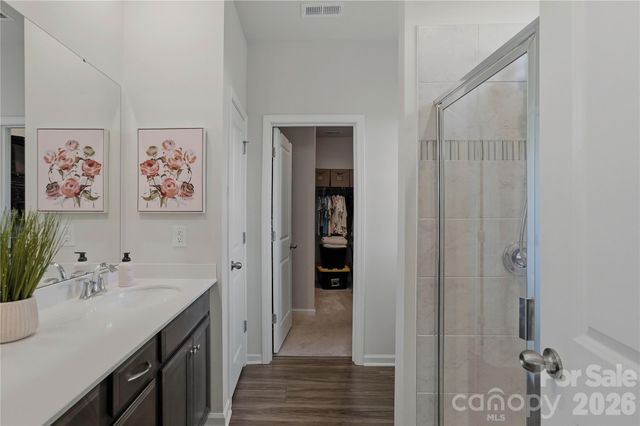220 Eden Avenue, Mooresville, NC 28115