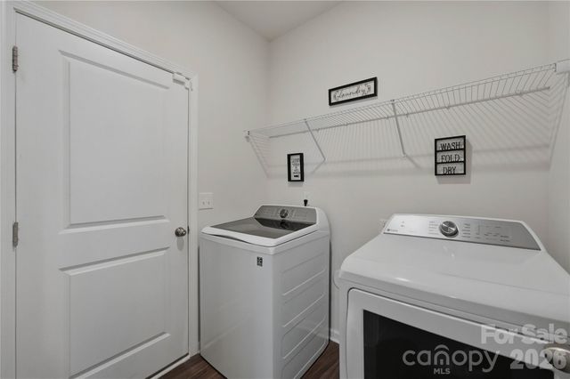 220 Eden Avenue, Mooresville, NC 28115