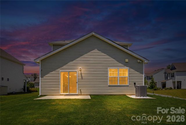220 Eden Avenue, Mooresville, NC 28115