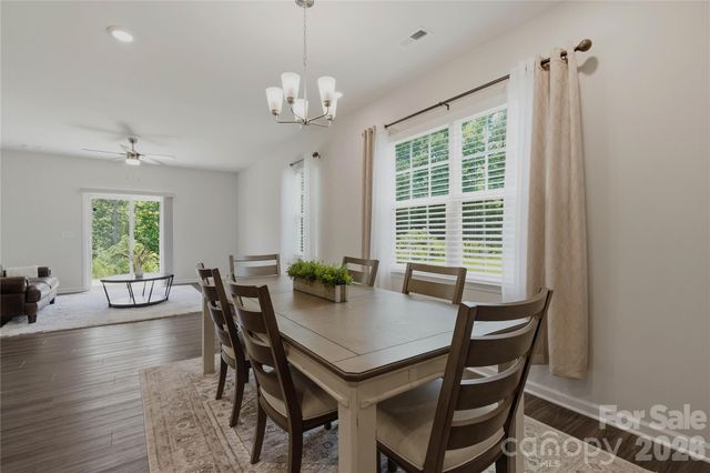 220 Eden Avenue, Mooresville, NC 28115