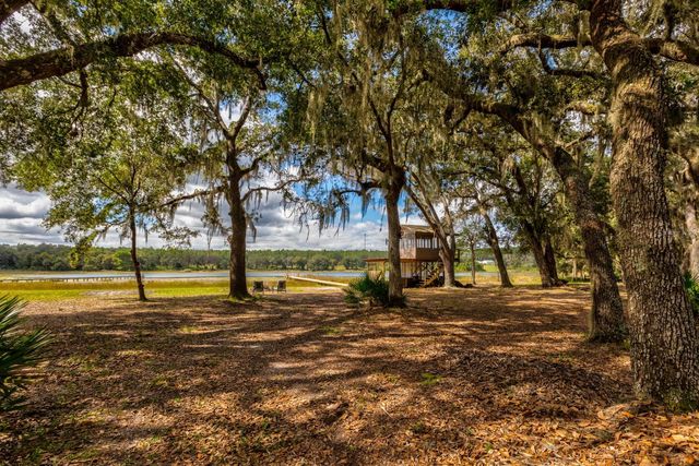 16758 SE 181ST TERRACE, Weirsdale, FL 32195