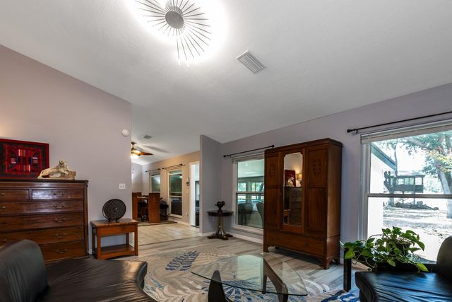 16758 SE 181ST TERRACE, Weirsdale, FL 32195