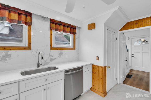 404-404 Elm Street, Cranford, NJ 07016