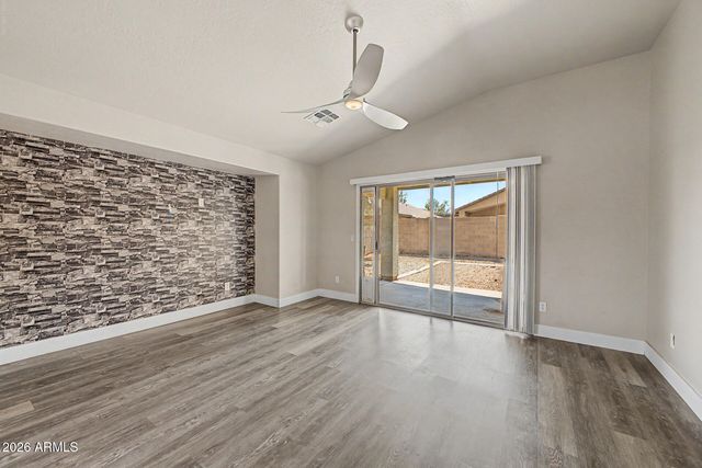 1513 E GROVE Street, Phoenix, AZ 85040