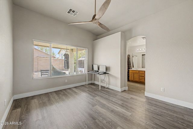 1513 E GROVE Street, Phoenix, AZ 85040