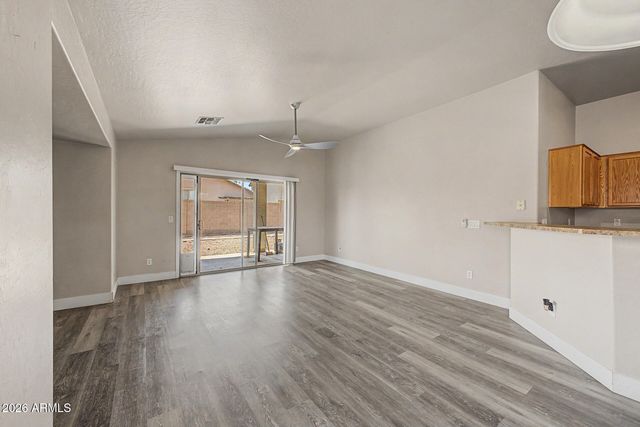 1513 E GROVE Street, Phoenix, AZ 85040