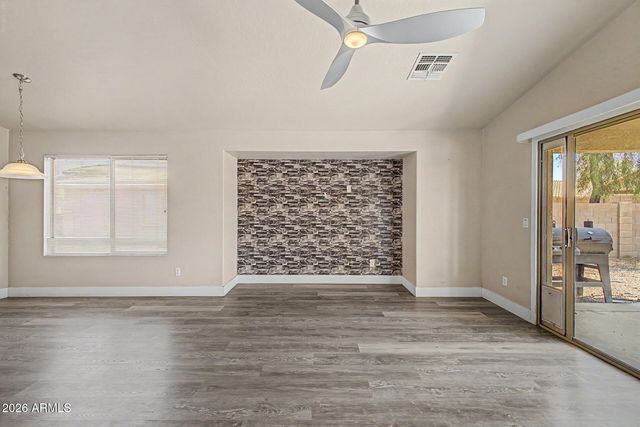 1513 E GROVE Street, Phoenix, AZ 85040