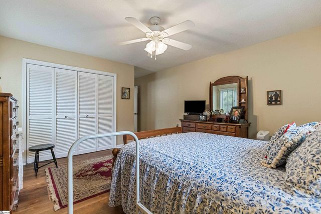 213 Creek Forest Drive, Greenville, SC 29615
