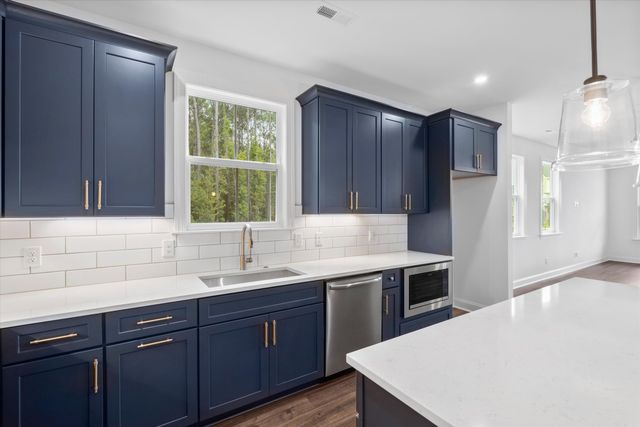 536 Hayes Park Boulevard, Johns Island, SC 29455