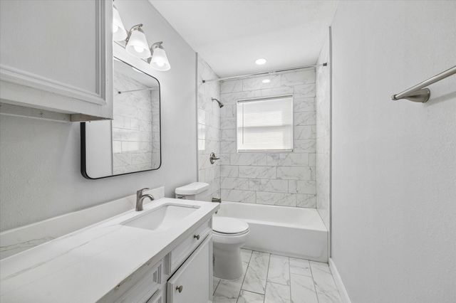 8410 Homewood Lane, Houston, TX 77028