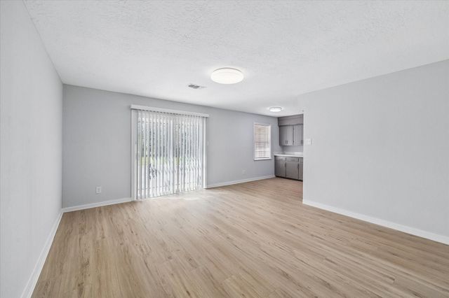 8410 Homewood Lane, Houston, TX 77028