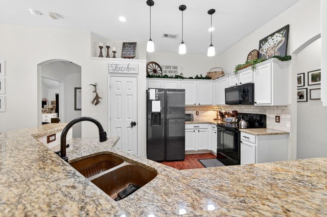 1700 Birch Lane, Corinth, TX 76210