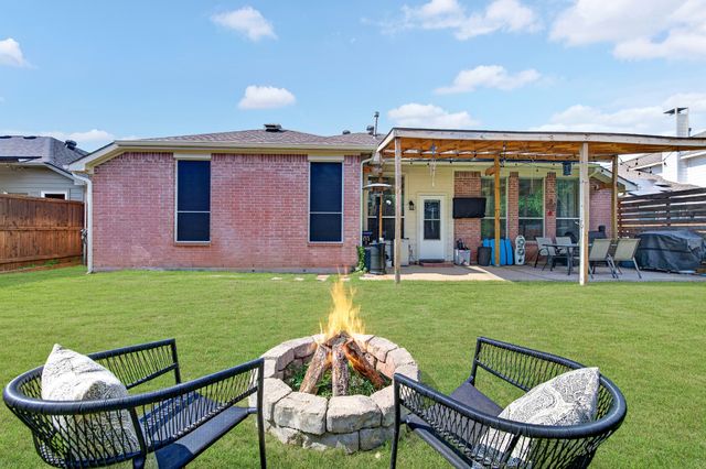 1700 Birch Lane, Corinth, TX 76210