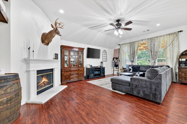 1700 Birch Lane, Corinth, TX 76210