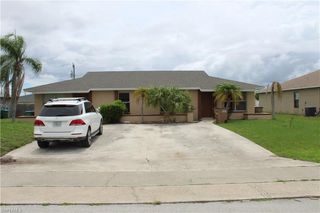 511 SE 5th PL A - B, Cape Coral, FL 33990