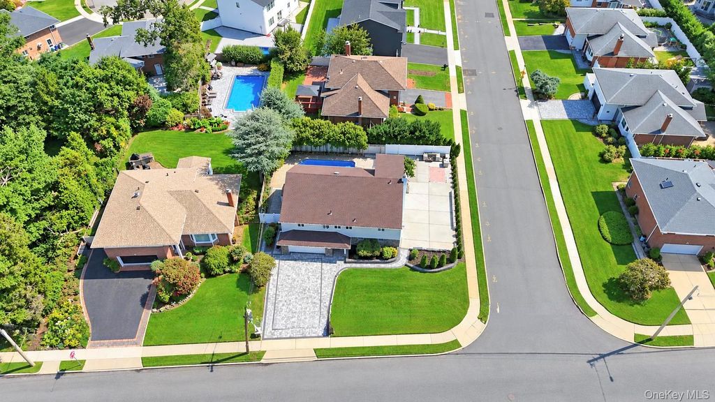 2020 Valentines Road, Westbury, NY 11590 — photo 2