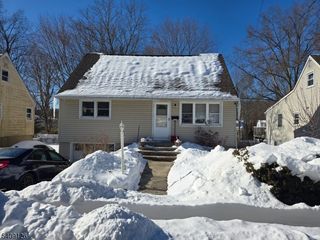 127 Glenwild Ave, Bloomingdale Boro, NJ 07403