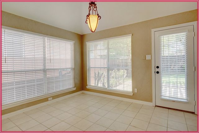 3917 Vernon Way, Fort Worth, TX 76244