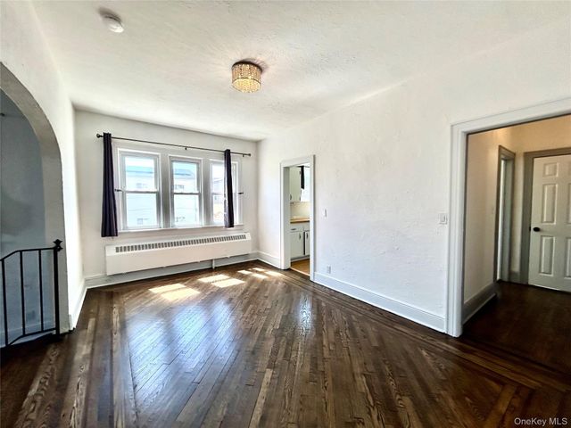 105 Mitchell Ave, Long Beach, NY 11561