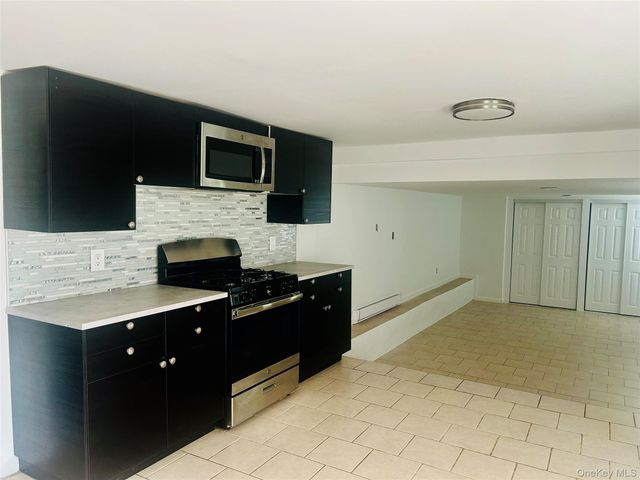 105 Mitchell Ave, Long Beach, NY 11561
