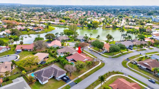 7711 NW 18th Ct, Margate, FL 33063