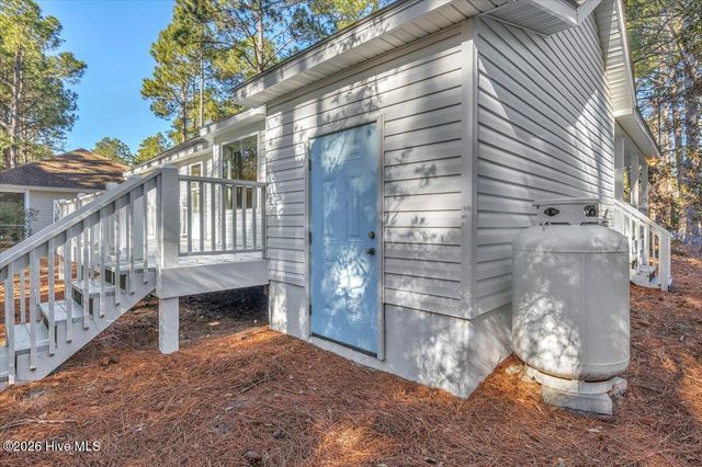 4071 Country Garden Lane, Southport, NC 28461